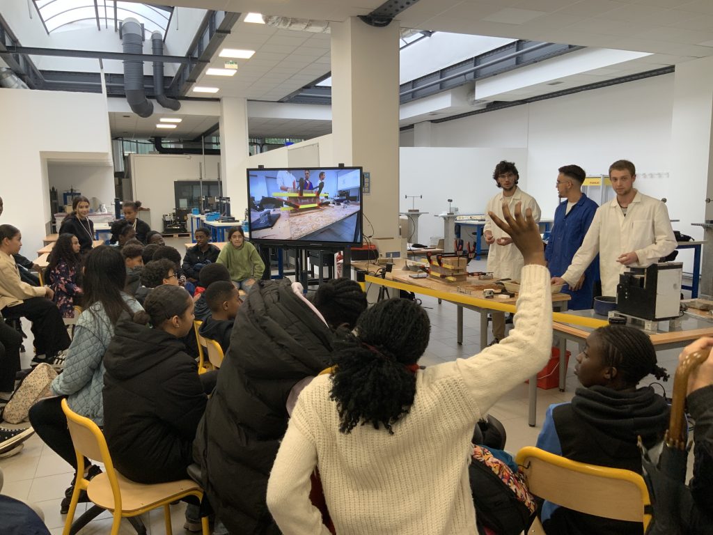 Atelier pédagogique fête de la science à ISAE-Supméca